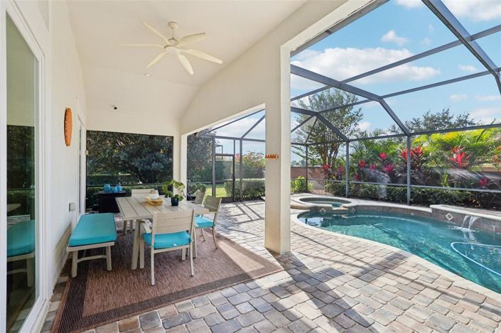 Image No.44-4 Bed Property for sale