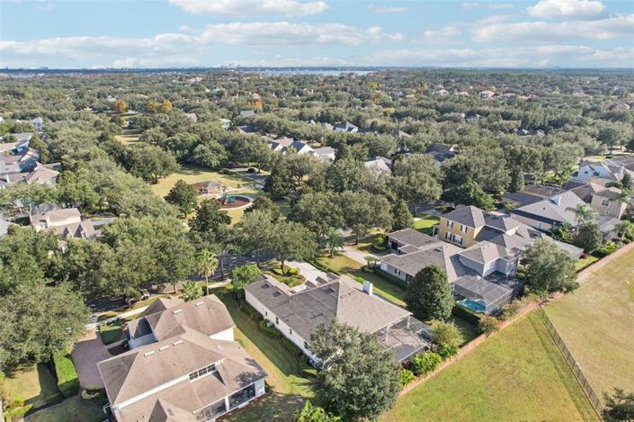 Image No.56-4 Bed Property for sale