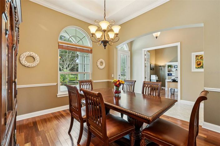 Image No.7-4 Bed Property for sale