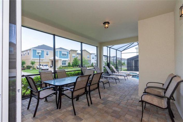 Image No.19-7 Bed Property for sale