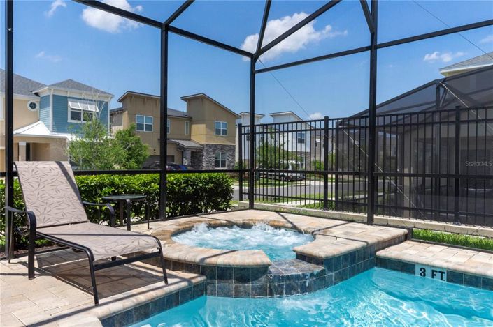 Image No.26-7 Bed Property for sale