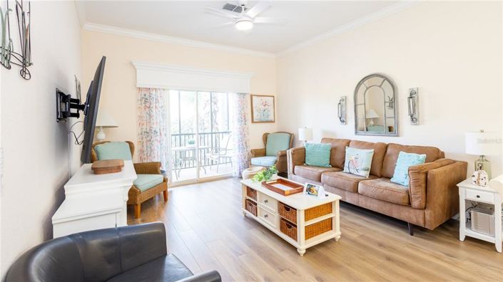 Image No.11-2 Bed Property for sale