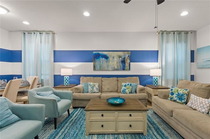 Image No.10-7 Bed Property for sale