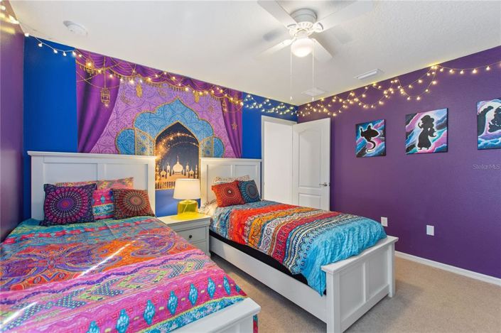 Image No.32-7 Bed Property for sale