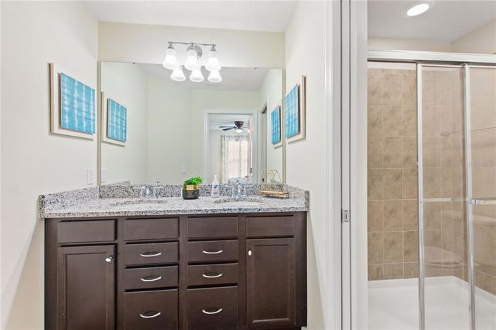 Image No.44-7 Bed Property for sale