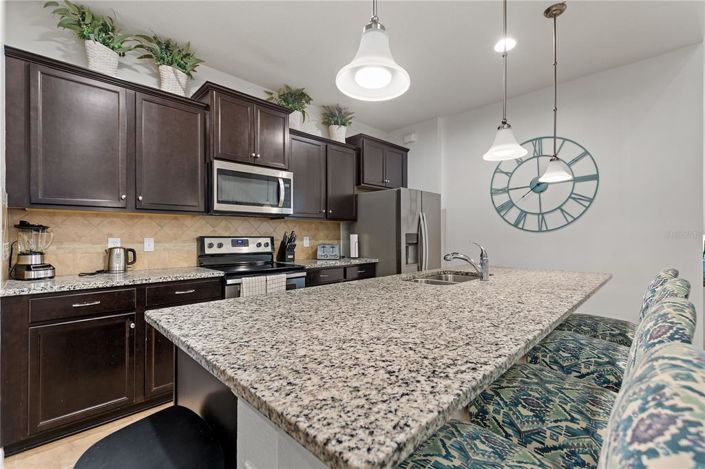 Image No.5-7 Bed Property for sale