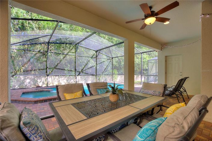 Image No.52-7 Bed Property for sale