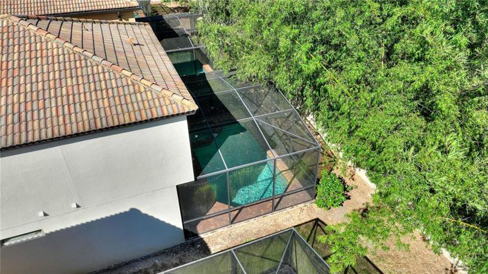 Image No.56-7 Bed Property for sale