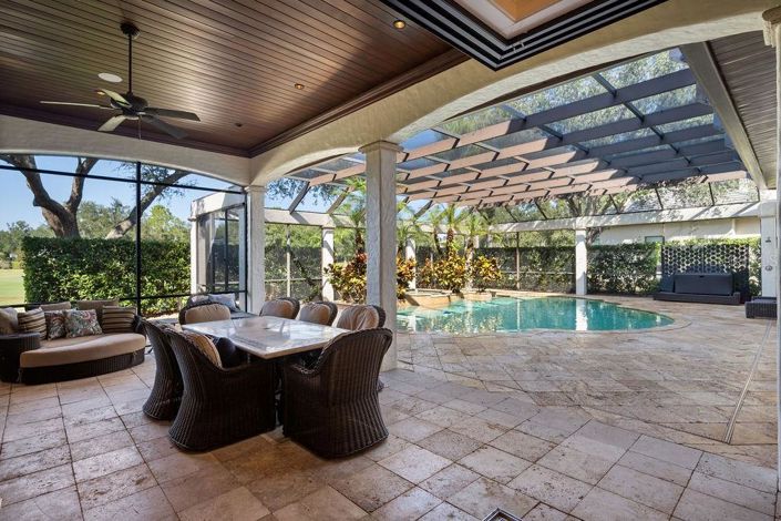 Image No.29-6 Bed Property for sale