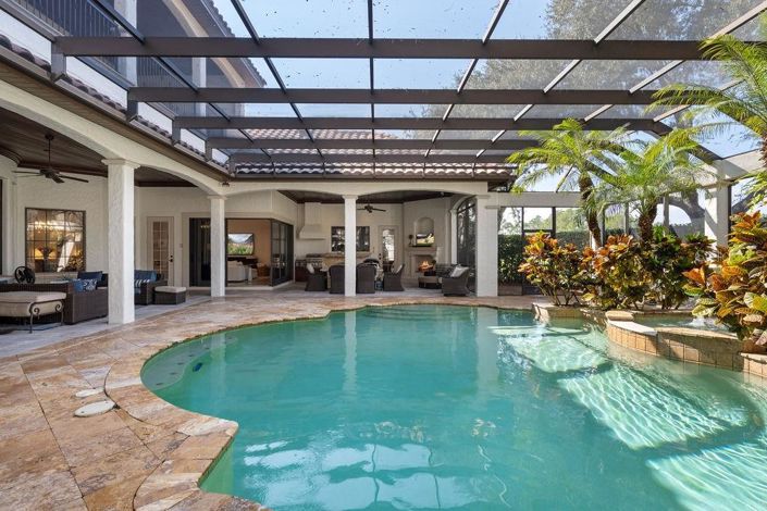 Image No.32-6 Bed Property for sale