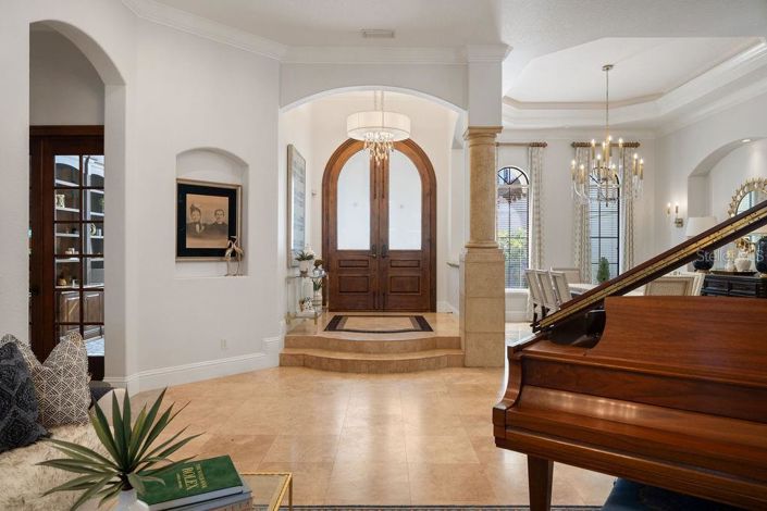 Image No.35-6 Bed Property for sale