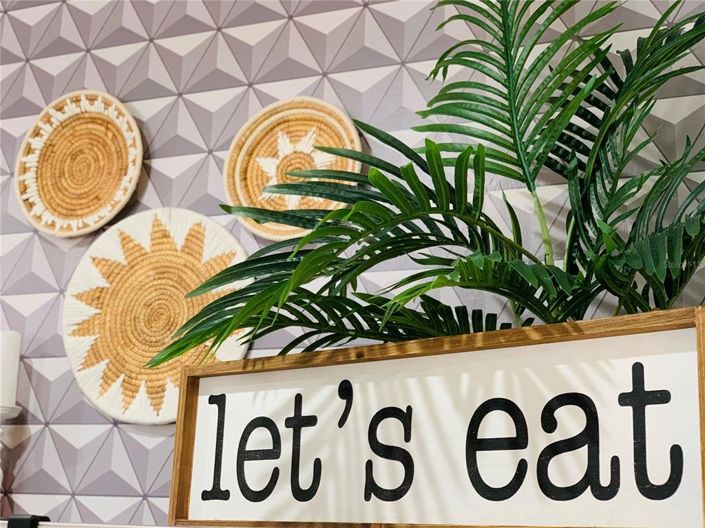 Image No.10-4 Bed Townhouse for sale