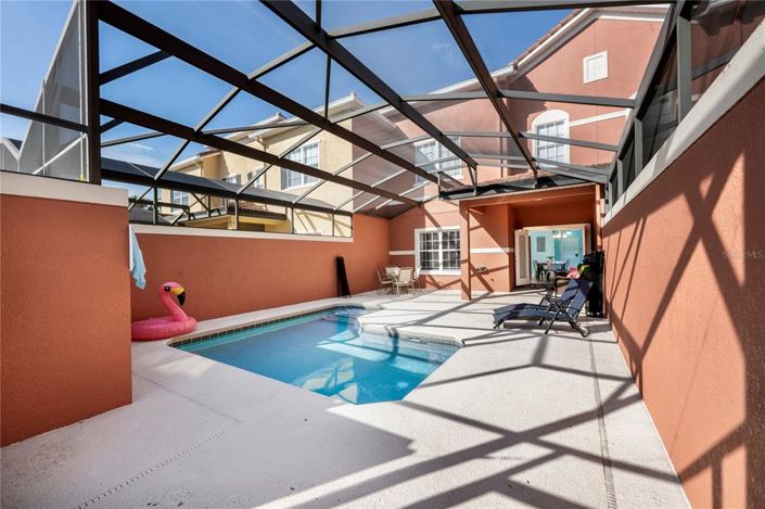 Image No.20-4 Bed Townhouse for sale