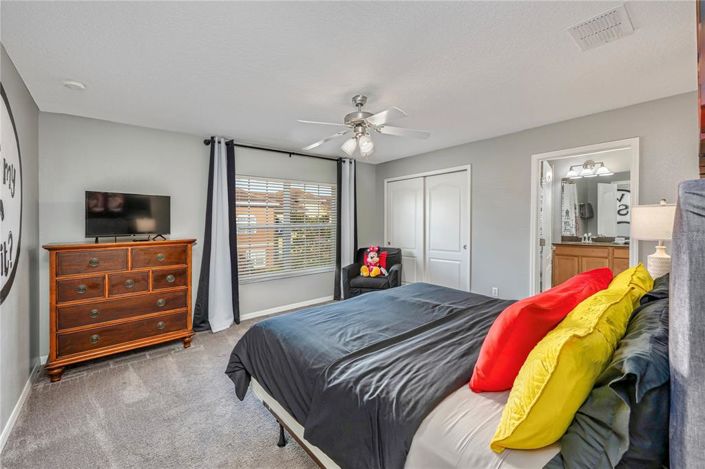 Image No.22-4 Bed Townhouse for sale