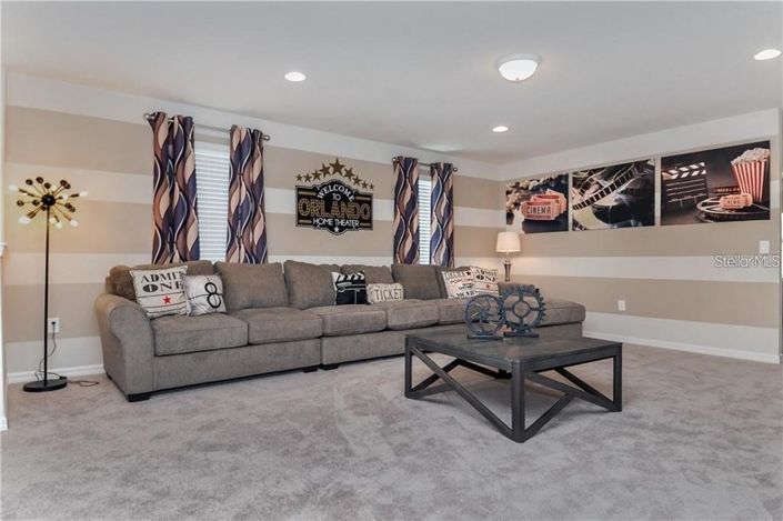 Image No.13-7 Bed Property for sale