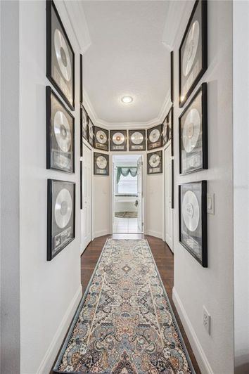 Image No.25-4 Bed Property for sale