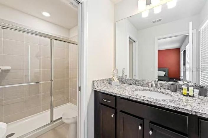 Image No.20-10 Bed Property for sale