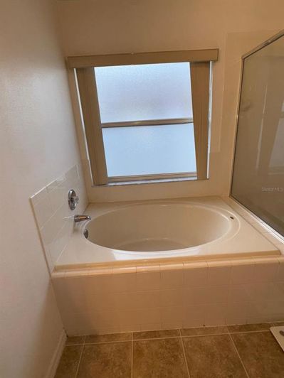 Image No.13-4 Bed Property for sale