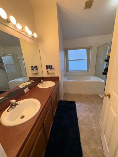 Image No.16-4 Bed Property for sale