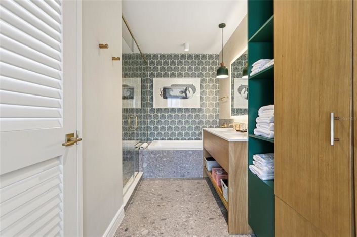 Image No.26-1 Bed Property for sale