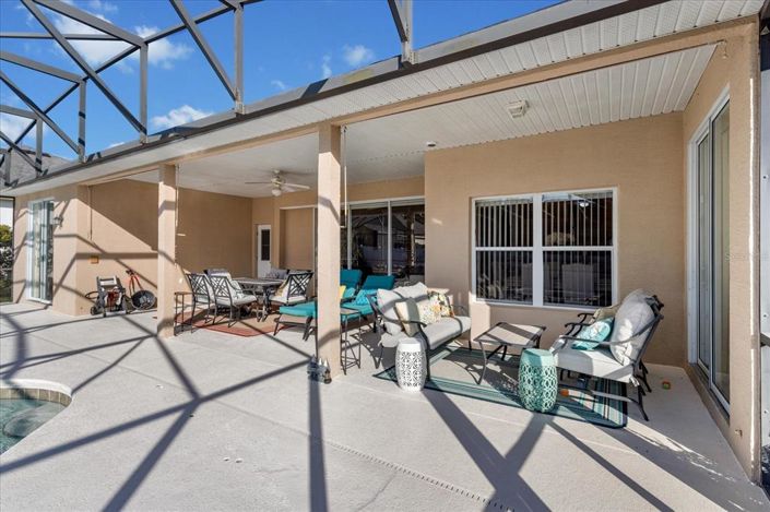 Image No.24-4 Bed Property for sale