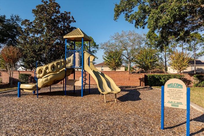 Image No.33-4 Bed Property for sale