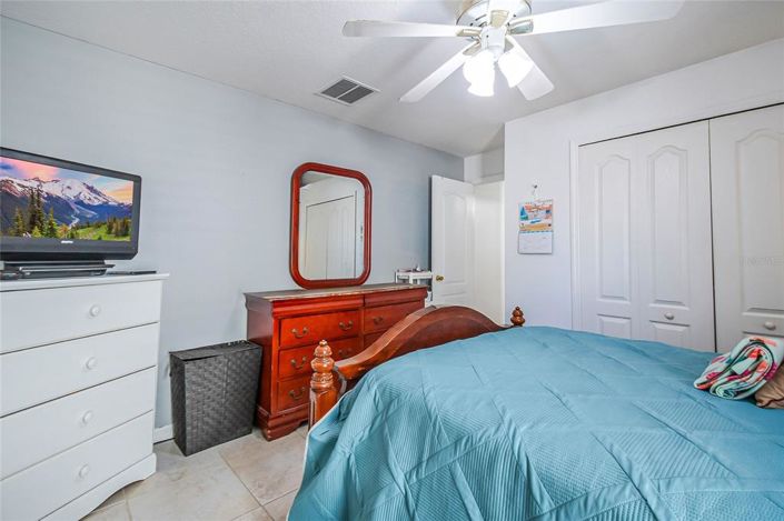 Image No.22-3 Bed Property for sale