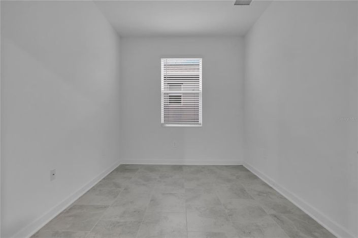 Image No.28-4 Bed Property for sale