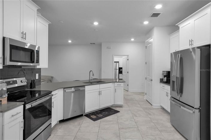 Image No.7-4 Bed Property for sale