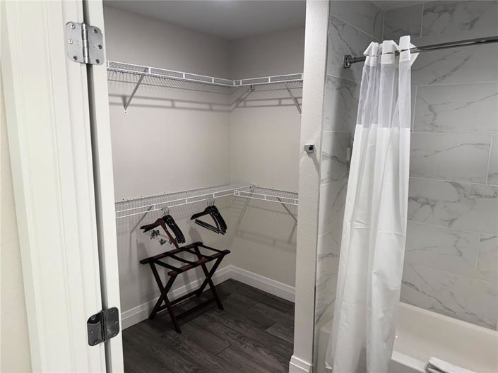 Image No.24-2 Bed Property for sale