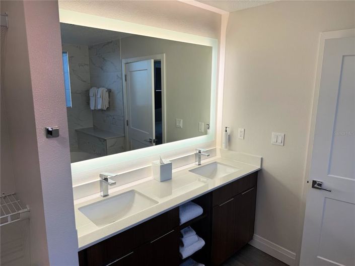 Image No.59-2 Bed Property for sale