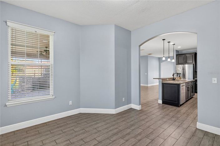 Image No.41-4 Bed Property for sale