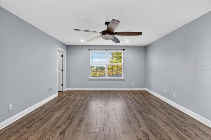 Image No.47-4 Bed Property for sale