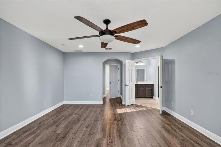 Image No.50-Propriété de 4 chambres à vendre à Davenport