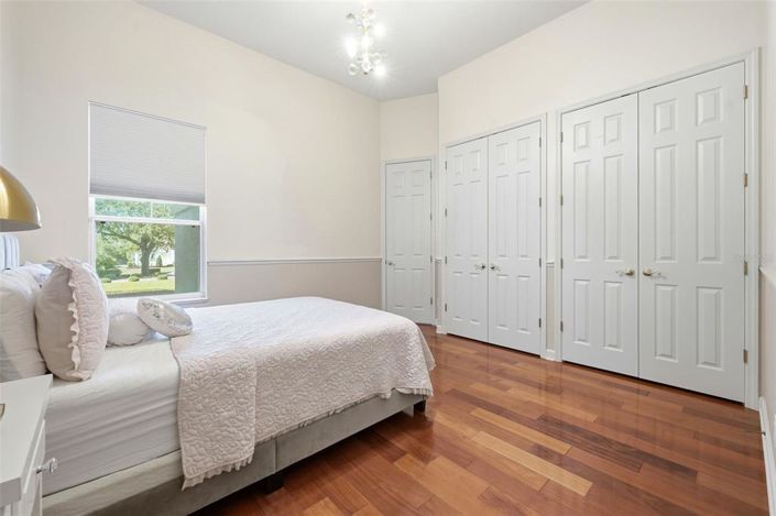 Image No.33-8 Bed Property for sale