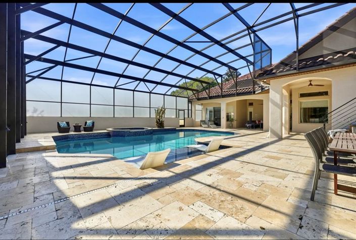 Image No.49-8 Bed Property for sale