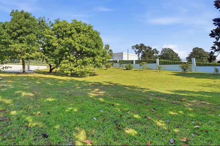 Image No.59-8 Bed Property for sale