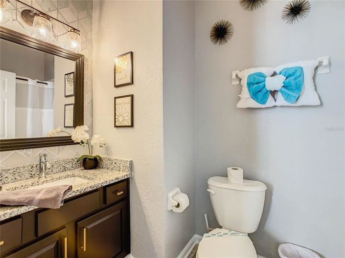 Image No.19-6 Bed Property for sale