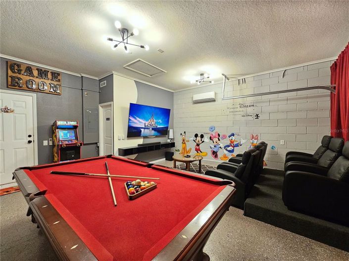 Image No.37-6 Bed Property for sale