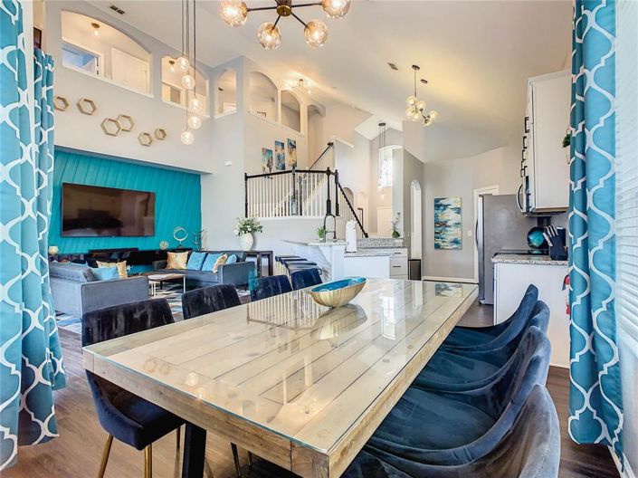 Image No.9-6 Bed Property for sale