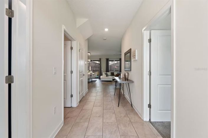 Image No.30-7 Bed Property for sale