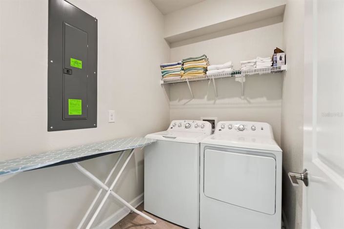 Image No.35-7 Bed Property for sale