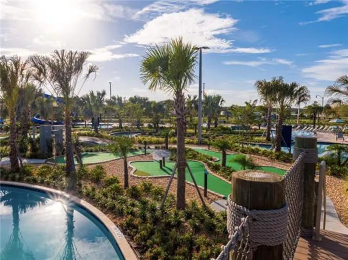 Image No.60-7 Bed Property for sale