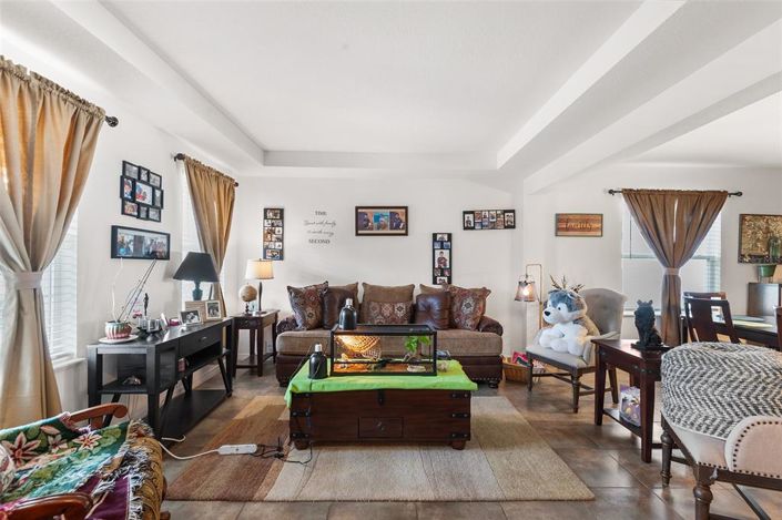 Image No.8-4 Bed Property for sale