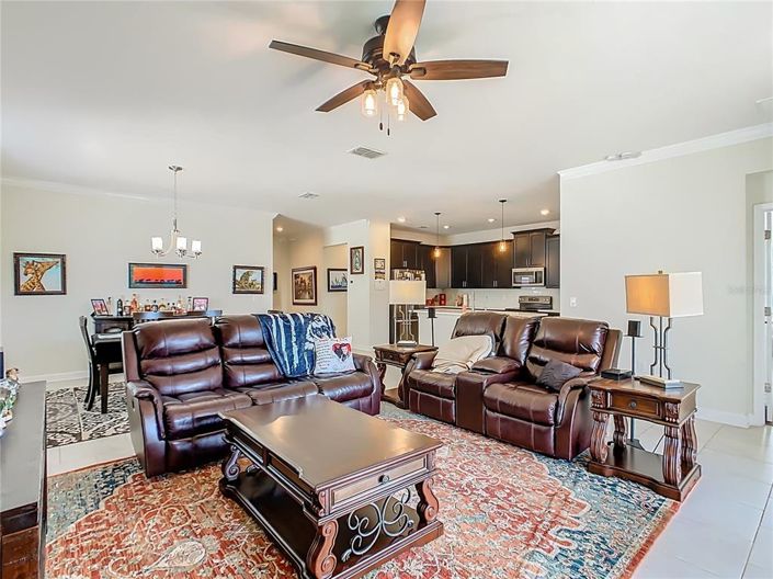 Image No.14-Propriété de 4 chambres à vendre à Davenport