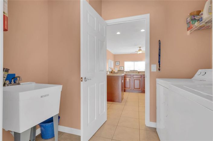 Image No.23-4 Bed Property for sale