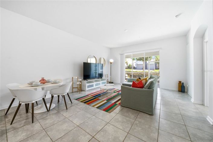 Image No.17-2 Bed Property for sale