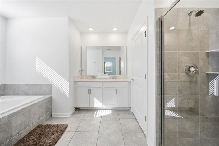 Image No.31-2 Bed Property for sale