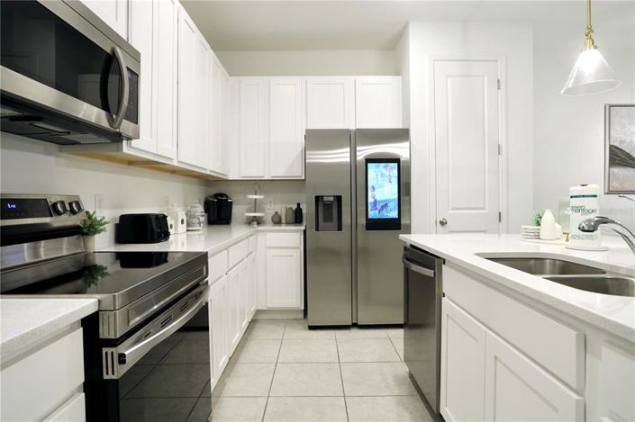 Image No.10-3 Bed Townhouse for sale