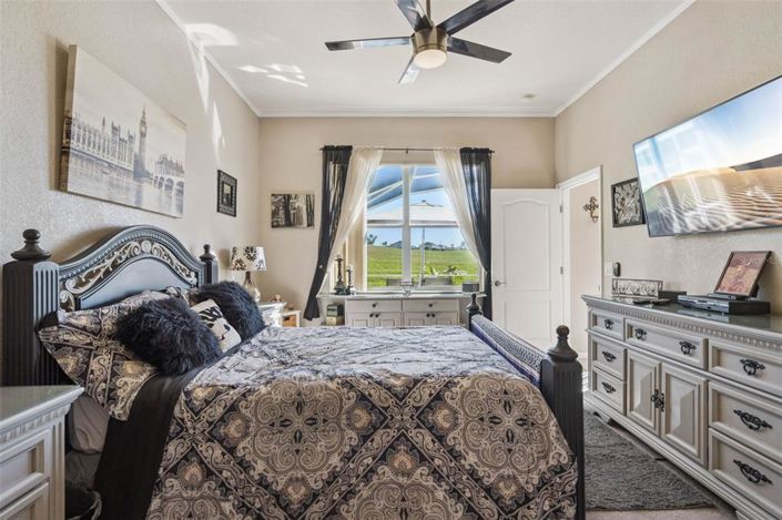 Image No.23-4 Bed Property for sale